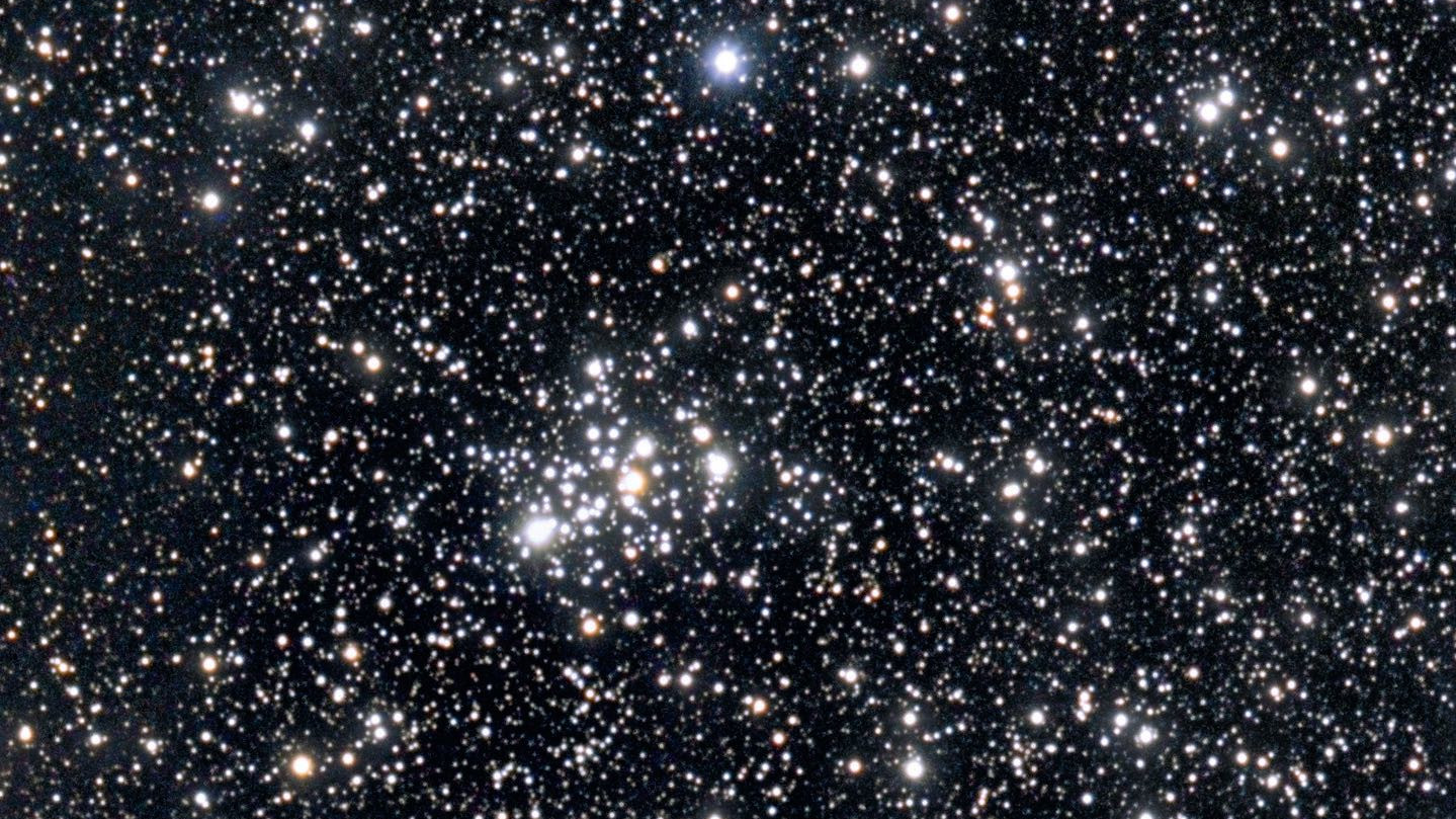 Gromada otwarta M103 w gwiazdozbiorze Kasjopei. Peter Knappert