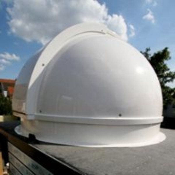 Pulsar Kopuła obserwatorium astronomicznego 2,2 m z obręczą