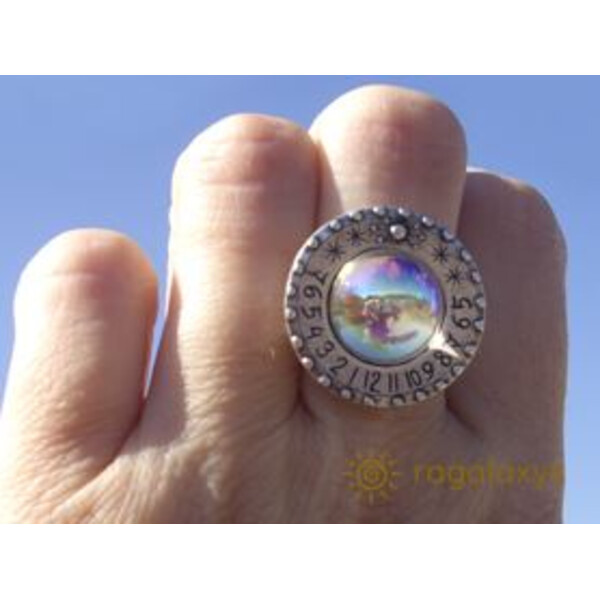 Ragalaxys Sundial Ring Saturno Amethyst