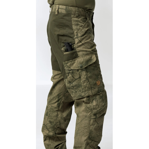 Fjällräven Spodnie myśliwskie Barents Pro M, 626-662 Green Camo-Deep Forest, 50