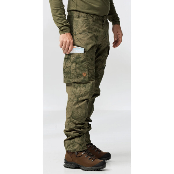 Fjällräven Spodnie myśliwskie Barents Pro M, 626-662 Green Camo-Deep Forest, 50