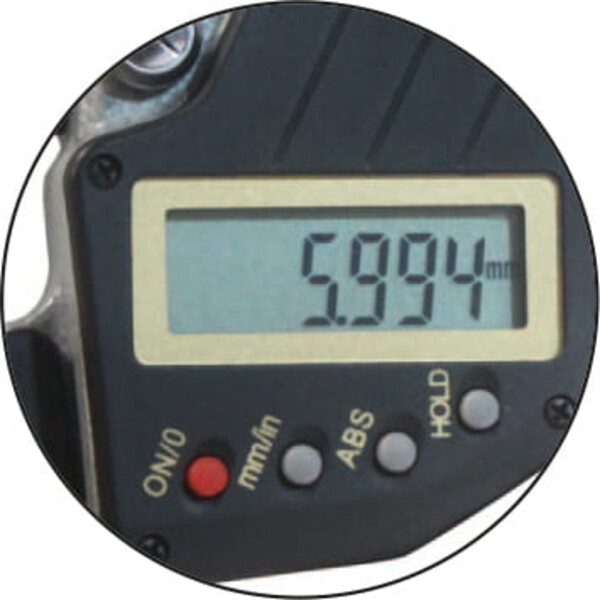 (SP) 25 mm cyfrowy mikrometr z grzechotką, 0,001 mm, DIN 863 – Metav IndustryLine