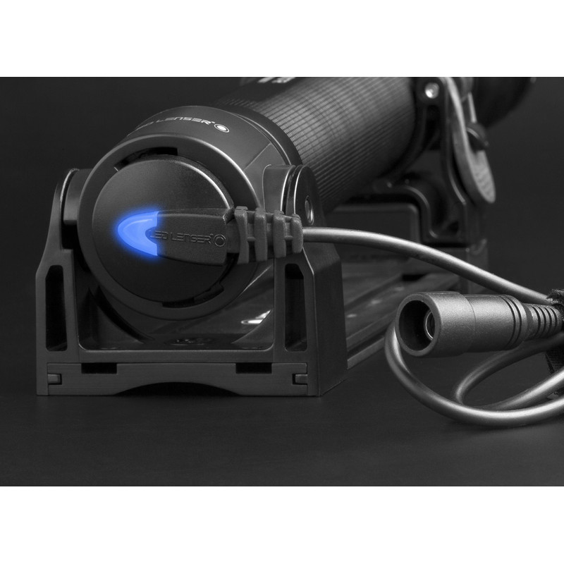 LED LENSER Latarka prętowa X21R.2
