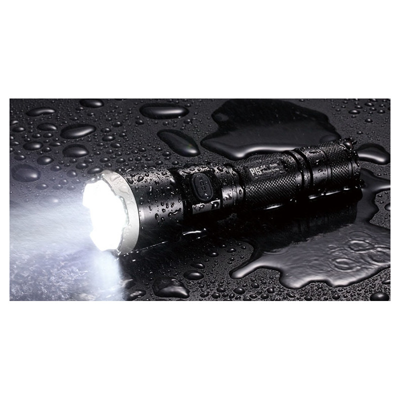 Nitecore Latarka kieszonkowa P16