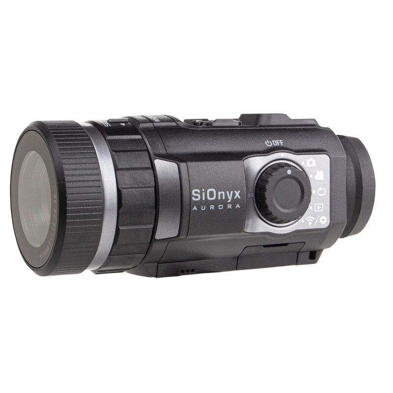 Sionyx Noktowizor Aurora Black zawiera twardy futerał, kartę pamięci 32GB, drugą baterię, pasek do przenoszenia