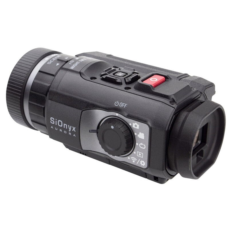 Sionyx Noktowizor Aurora Black zawiera twardy futerał, kartę pamięci 32GB, drugą baterię, pasek do przenoszenia