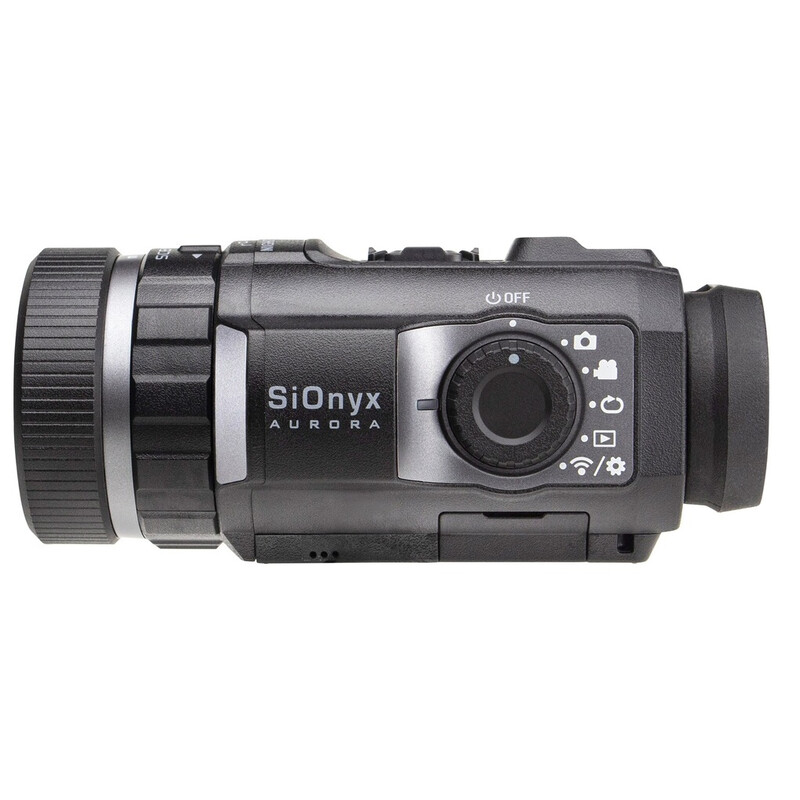 Sionyx Noktowizor Aurora Black zawiera twardy futerał, kartę pamięci 32GB, drugą baterię, pasek do przenoszenia
