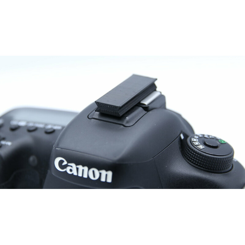Astroprints Adapter gorącej stopki do wizjera 11 mm z czerwoną kropką