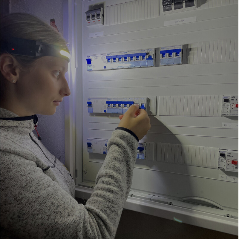TFA Latarka czołowa LUMATIC FREE COB-LED