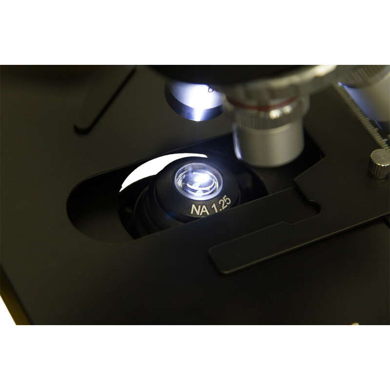 Levenhuk Stereomikroskopem 740T Trino 40-2000x LED