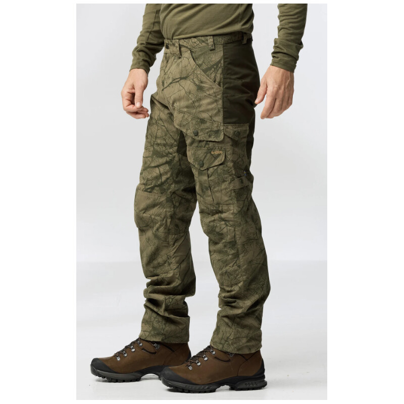 Fjällräven Spodnie myśliwskie Barents Pro M, 626-662 Green Camo-Deep Forest, 50