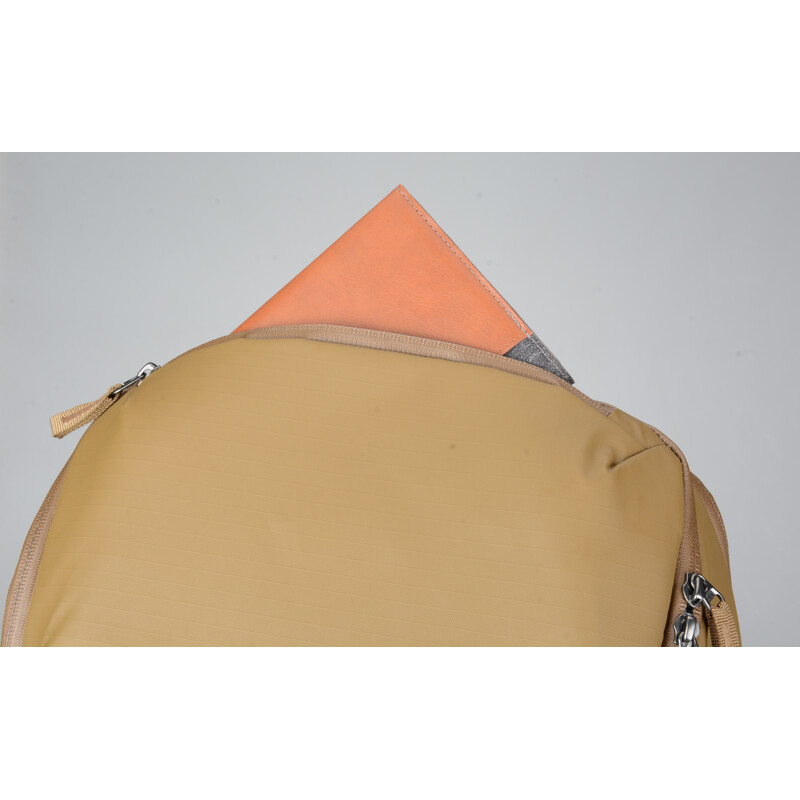 Summit-Creative Metropolis Backpack 26l champagne